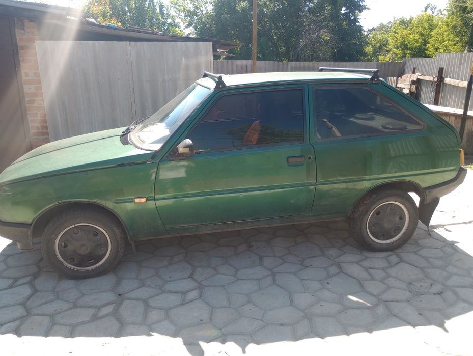 продам срочно таврюшку
