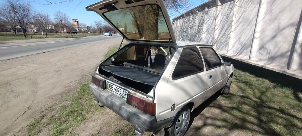 Таврія на  запчастини або відновлення