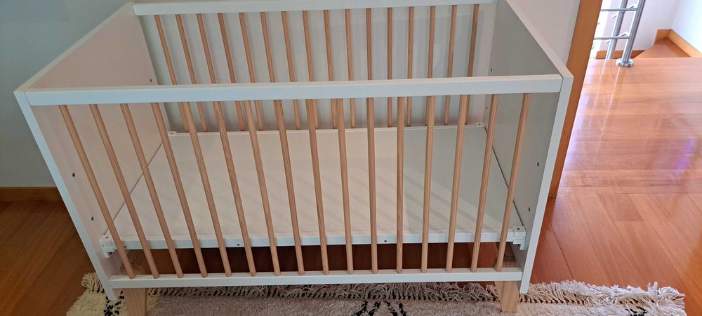 Berço Zy Baby 3 em 1 e colchão