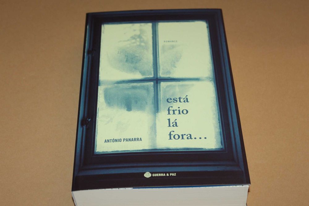 Está Frio Lá Fora // António Panarra