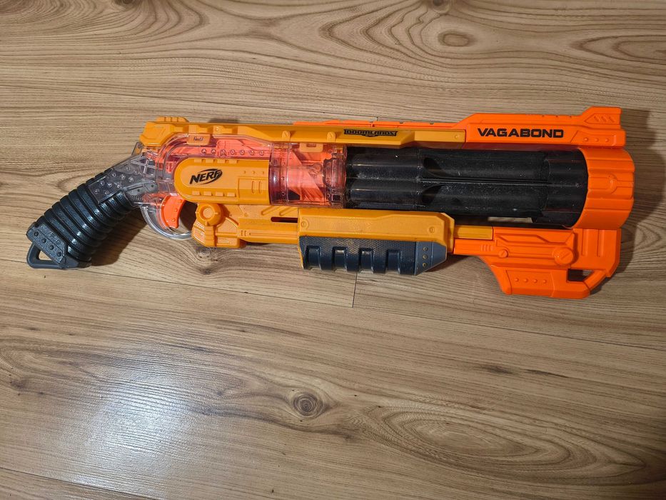 NERF Bagabond zabawka