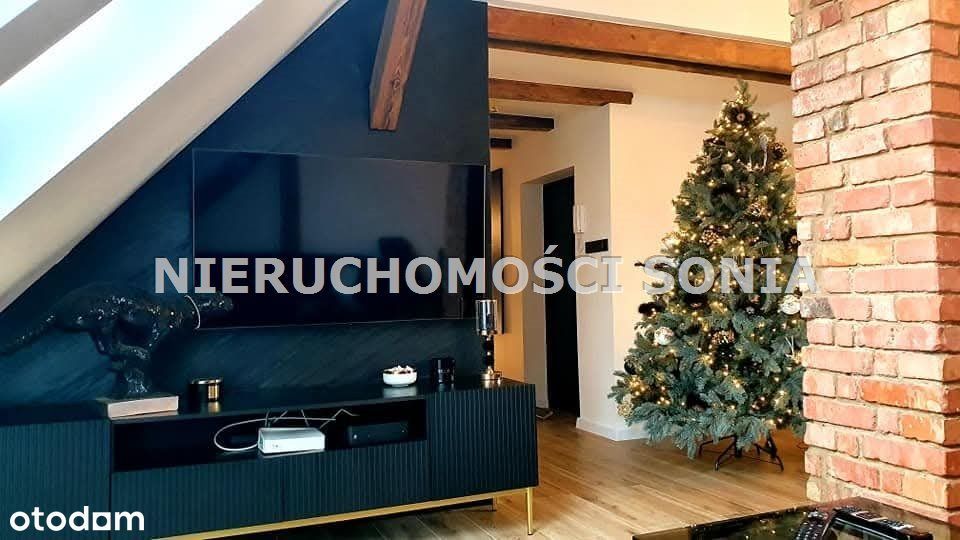 Stylowy loft 77 m² ostatnie piętro do zamieszkania