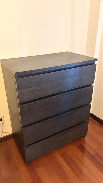 Comoda/ movel preto 4 gavetas