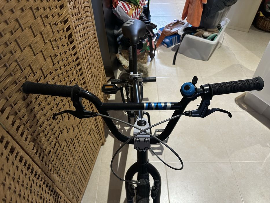 Bicicleta BMX Btwin 300