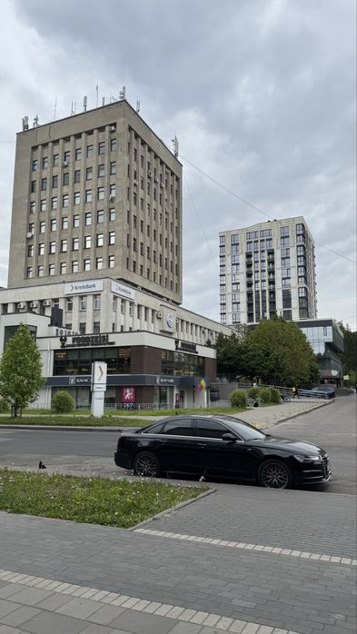 Оренда 95 м2 на Кавказькій напроти ЦНАПу