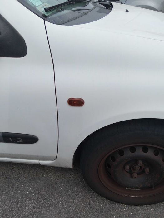renault clio 1.2  2001