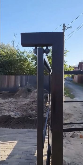 Автоматичні ворота відкатні, розстібні, секційні, рулонні, ролетні