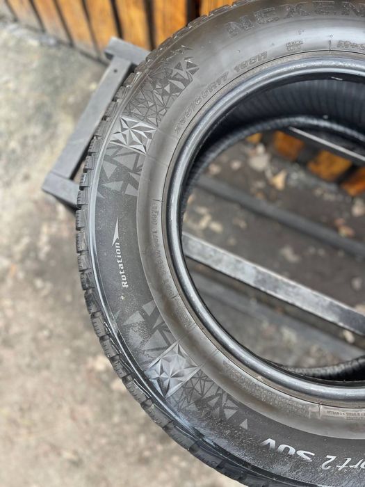 Б/у шини 235/65 r17 Nexen 22 рік