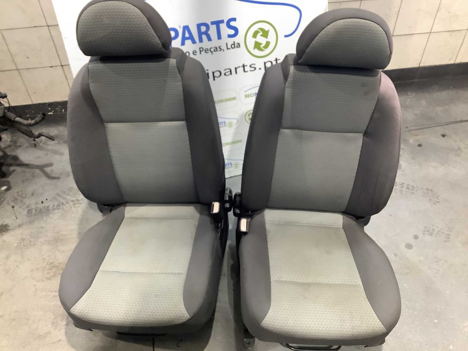 Bancos da frente para Chevrolet Aveo 2009