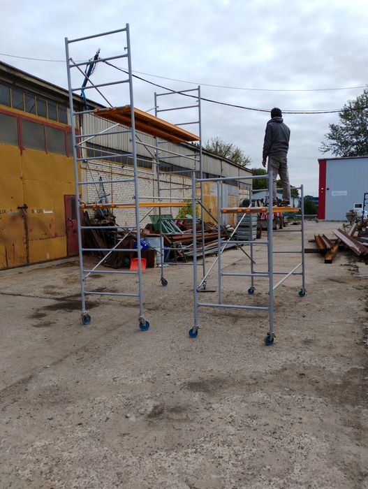 Rusztowanie elewacyjne drabinkowe nowe