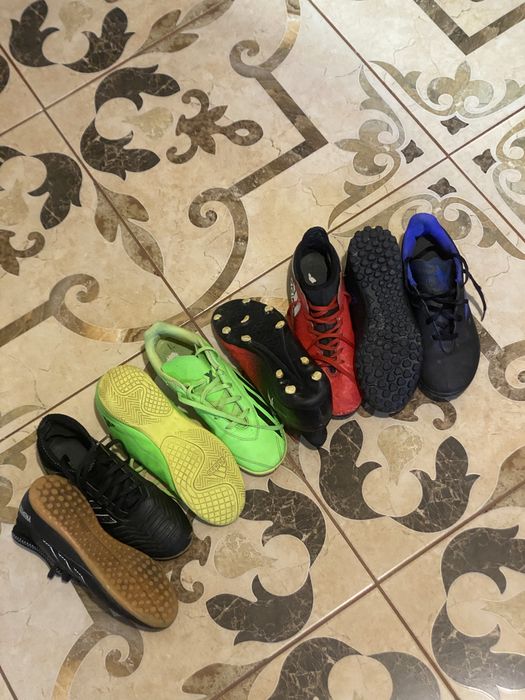 Футзалки, бусти Adidas/Адідас