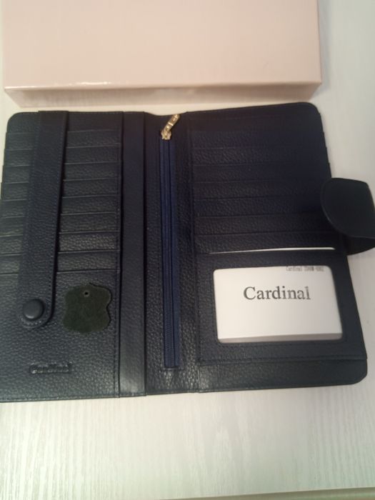 Шкіряні гаманці Кардинал