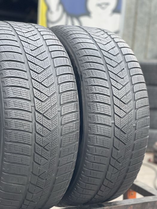 Шини Зимові 2шт 255/55 R18 Pirelli Scorpion Winter