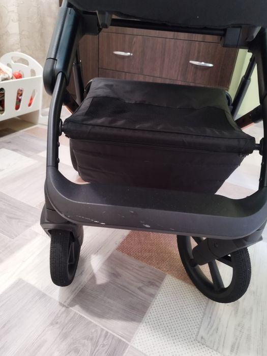 Продам візок 2 в 1 Carello
