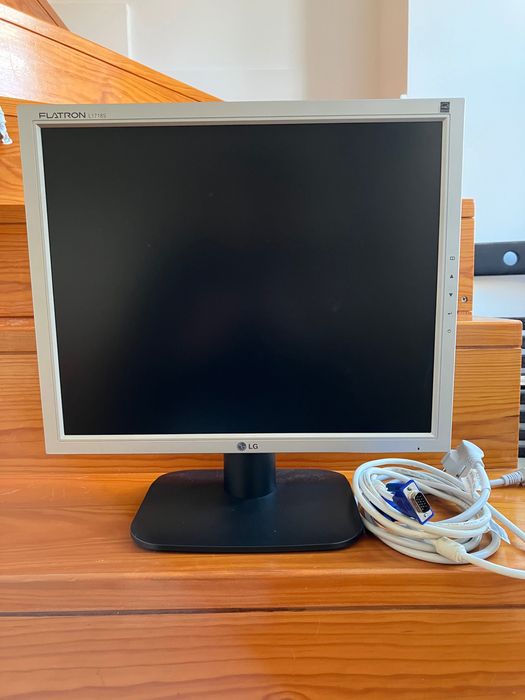 Monitor LG L1718S - VGA447335697839575041