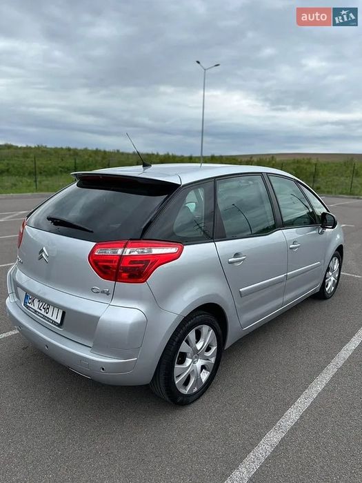 Продам автомобіль Citroen C4 Picasso 2009