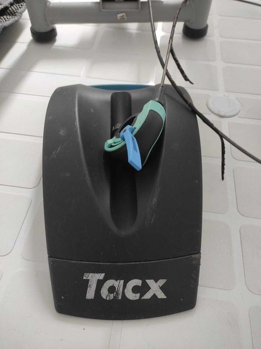 Rolo de Treino TACX bicicleta + Roda