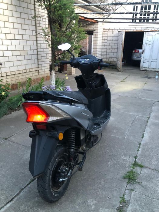 Продам електроскутер Jenye Ares 2000w в хорошому стані