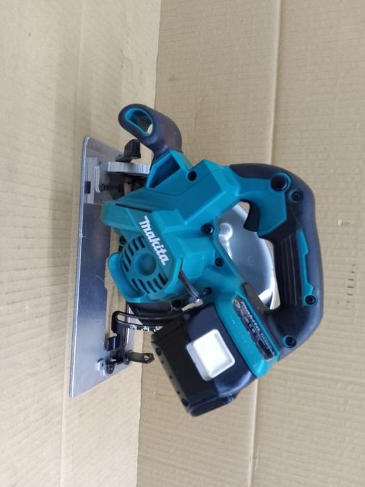 Makita DHS660 Piła Najazdowa Pilarka Tarczowa Najazdówka 18V 5.0Ah