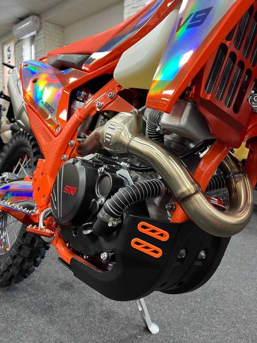 Мотоцикл STN V9 Enduro