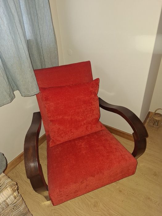 Cadeirões antigos restaurados