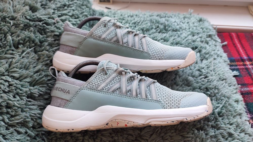 Кросівки QUECHUA, 40 р., 26 см