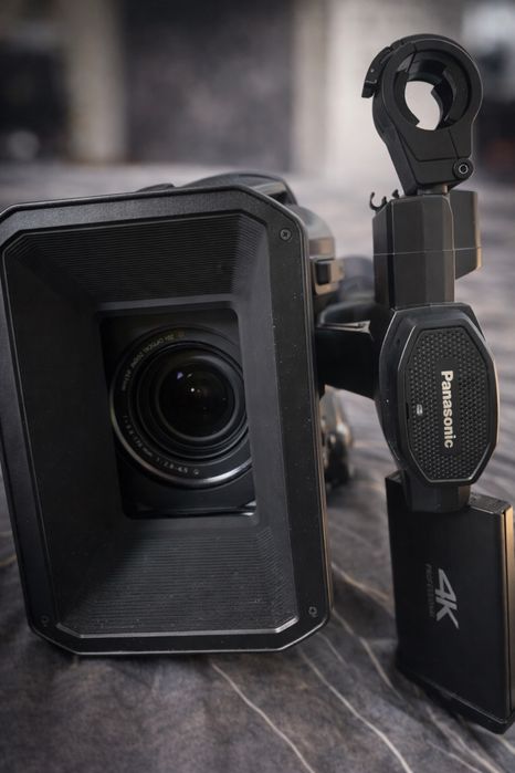 Panasonic HC-X20 4K como nova, usada 2x, sem marcas e pronta a gravar!