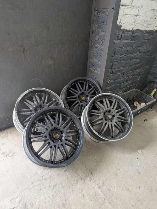 Оригінальні диски R19 DOTZ