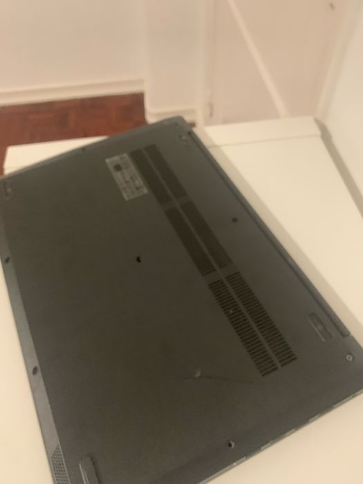 Lenovo Laptop – 8GB RAM – Windows 11 –