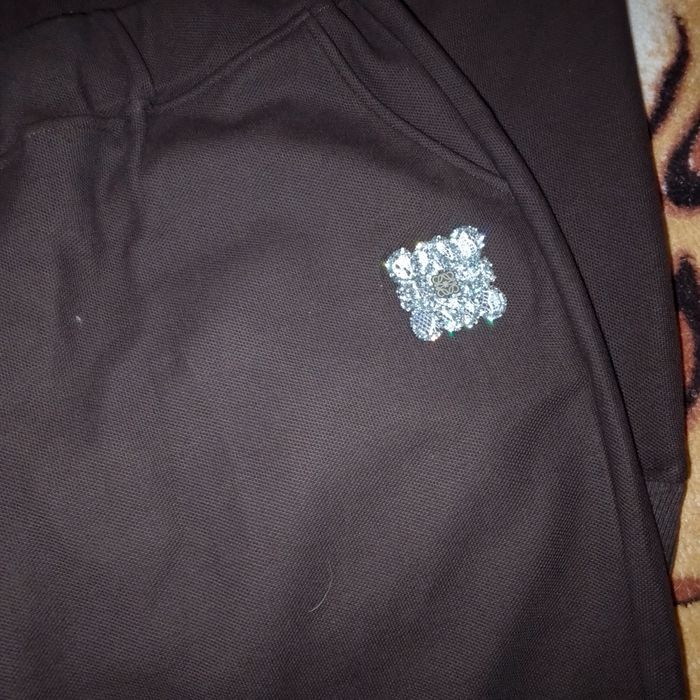 Продам гарний костюм