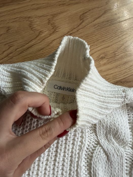 Жіночий светр Calvin Klein