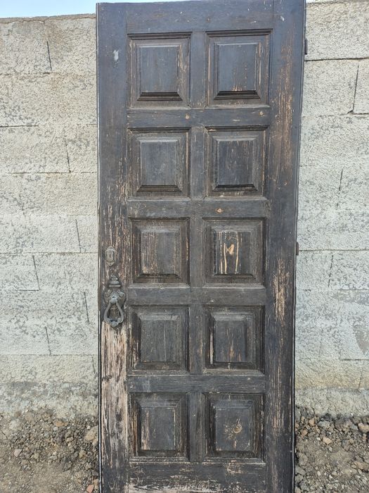 Porta de madeira antiga