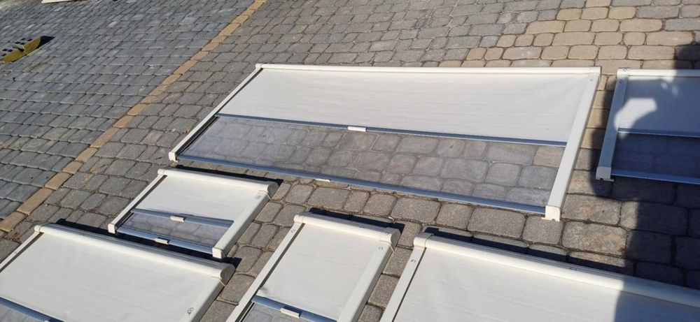 Roleta z moskitierą przyczepa kempingowa kamper