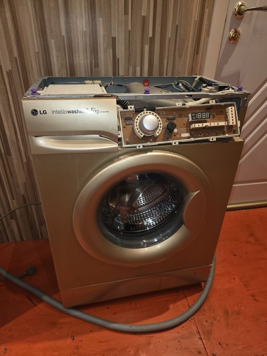 Стиральная машина LG WD-80156S 3.5 кг, Корея, барахлит плата управления