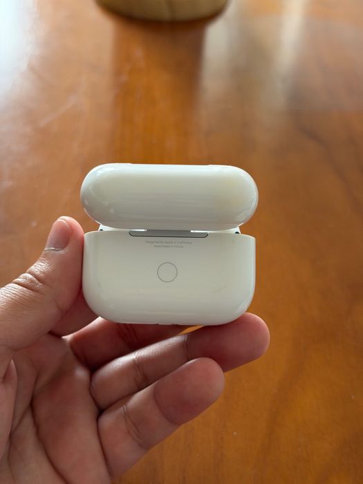 AirPods Pro 2 - Apple