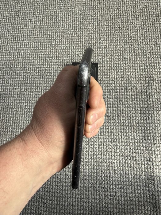 iPhone 11 в робочому стані