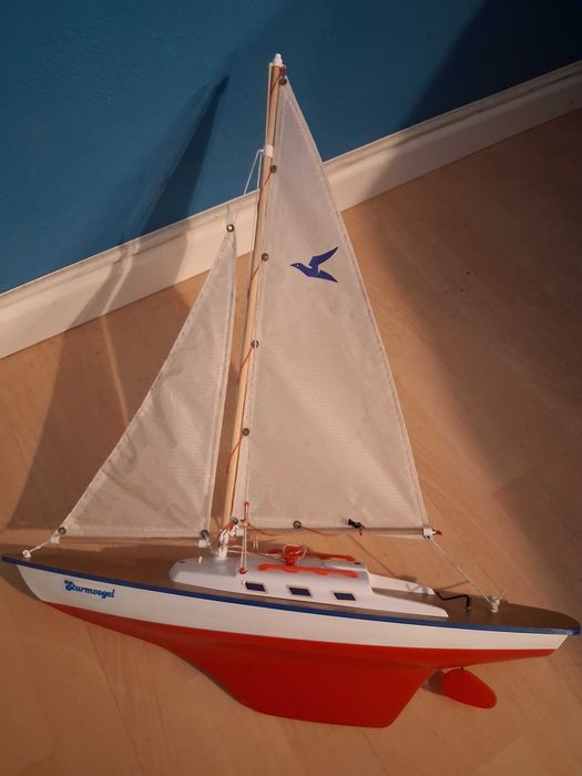 Veleiro de brinquedo "Gunter Sturmvogel" 55 X 67 cm