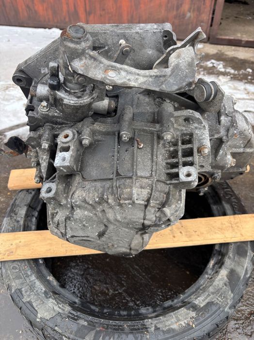 Skrzynia biegów Opel Astra H III 3 gtc 2006 rok 1.9 150km czesci