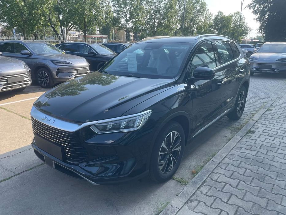 BYD Sealion 5