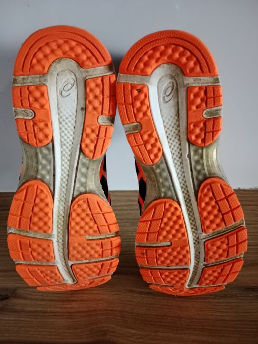 Asics Gel Pulse 9 buty sportowe do biegania roz 42,5