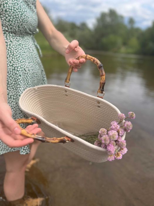 Bawełniany letni koszyk - torebka z eleganckimi rączkami