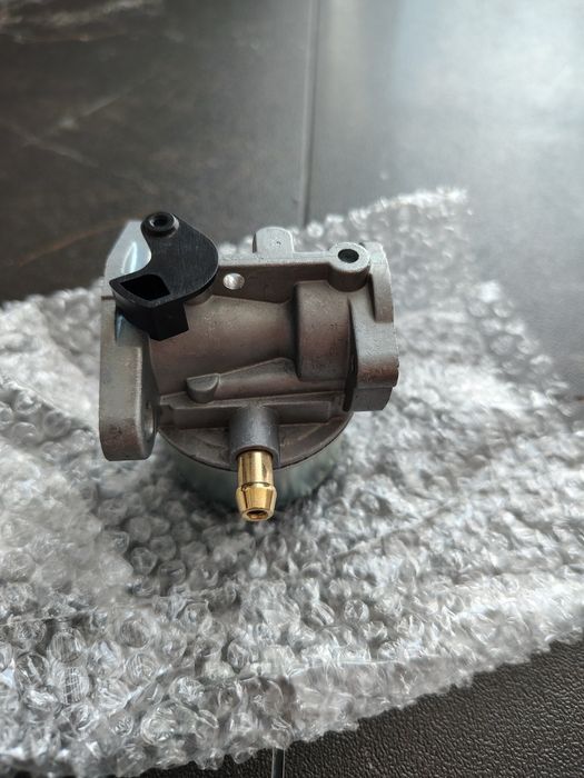 Gaźnik do Briggs & Stratton QUANTUM / 625 / 650 / 675