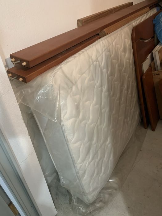 Cama de solteiro cerejeira clara