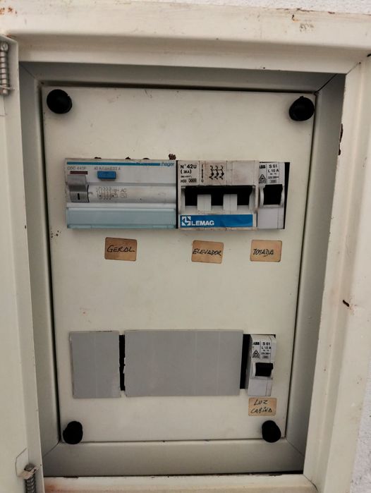 Técnicos Eletricista - Orçamento Gratuito (Aveiro)