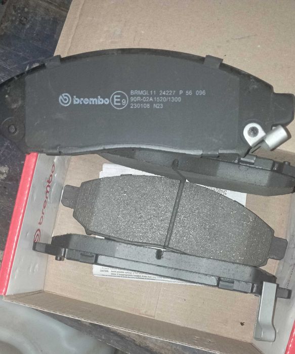 Гальмівні колодки Brembo P56096