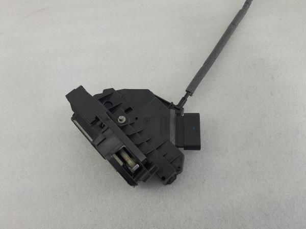 Fechadura / fecho porta frente direito FORD Focus III