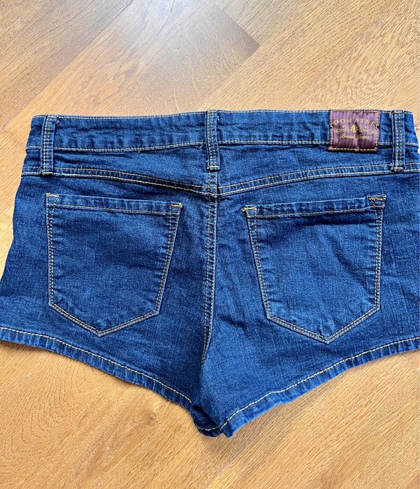 Festiwalowe krotkie elastyczne spodenki jeans