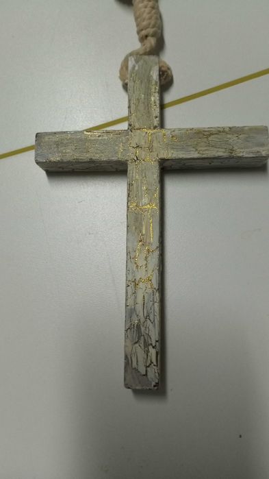 Terço em tamanho grande pintado à mão