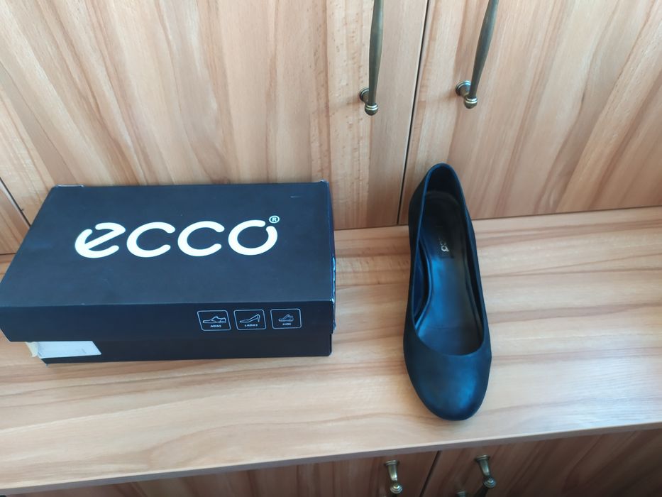 туфлі фірма ecco