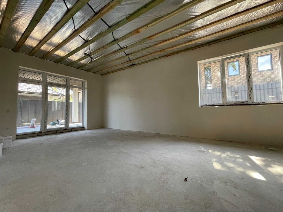 Продаж готового будинку в Лісовій Бучі на 5 соток землі Газ